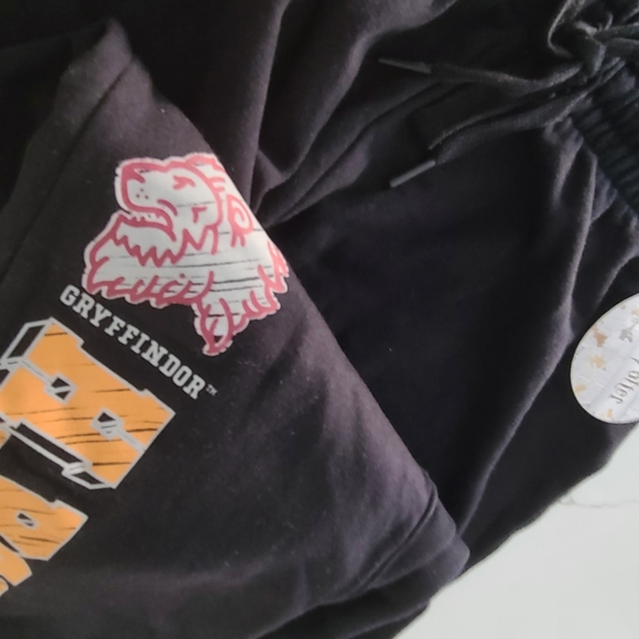 Black Harry Potter Gryffindor Joggers - Picture 3 of 7